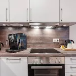 Km Style Apartments 7